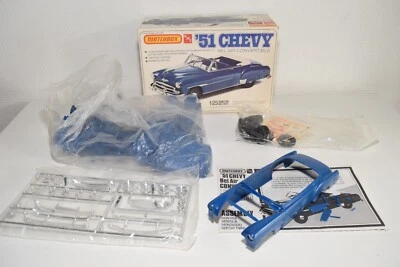 A42 1:25 MATCHBOX AMT PK-4111 '51 CHEVY CHEVROLET BELAIR CONVERTIBILE IN BUON... - Immagine 1 di 4