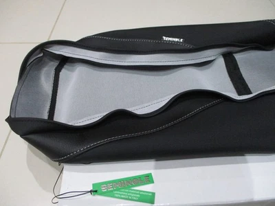 rivestimento nero per sella scooter Honda SH 300 dal 2007 a 2014  77200 KTW 9000 - Immagine 1 di 4