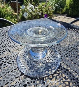 Pampered Chef Clear Glass Table Pedestal Cake Stand Riser 3 1/2 T x 4 7/8 D - Picture 1 of 8