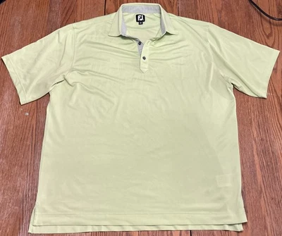 Polo Footjoy XL verde para hombre. Se adapta como un grande y alto Foto 1 de 4