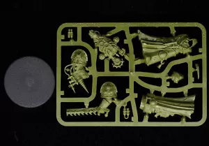 Nauseous Rotbone, The Plague Surgeon - Neu auf Sprue Death Guard Warhammer 40K - Bild 1 von 2