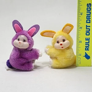 Vtg Easter Bunny Rabbit Pencil Hugger Clip On 1988 YDC Purple Yellow Lot Grabber - Picture 1 of 8