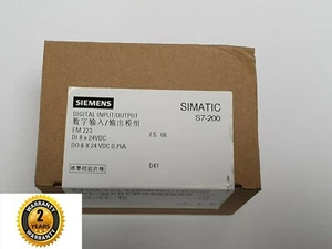 Siemens S7 200 EM 223 ( 6ES7 223-1BH22-0XA0 / 6ES7 223-1BH22-0XA0 ) - Imagen 1 de 2