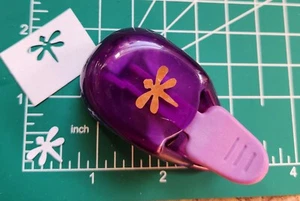 EK Success Whale style Punch Small DRAGONFLY works Great! Comb ship - Picture 1 of 2