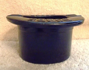 Posacenere cappello superiore Dobbs campione venditore vetro latte nero miniatura vintage - Foto 1 di 9