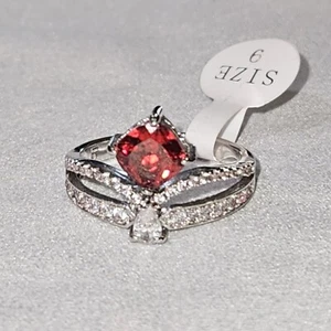 Duftender Juwelen Skandalous Ring Neu mit Etikett Größe 9 - Bild 1 von 1
