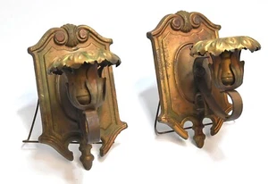 COPPIA APPLIQUE DA PARETE ART DECO VINTAGE IN METALLO FUSO CON INTERRUTTORI ORIGINALI - Foto 1 di 12