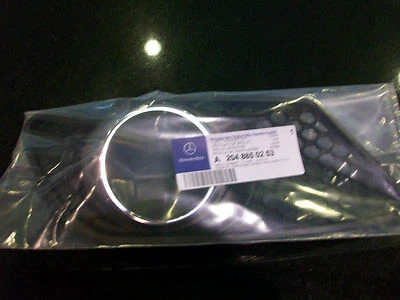 OEM GENUINE MERCEDES BENZ LEFT FRONT FOG LAMP LIGHT COVER GRILL jimm_alvar Foto 1 de 4