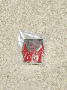SDCC 2025 40th Anniversary She-Ra Pin Mattel - Bild 1 von 1