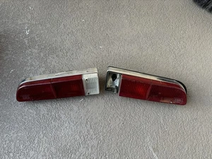 Par de luces traseras convertibles Fiat 850 Spider 1970-73, lentes de luces raras OEM - Imagen 1 de 7