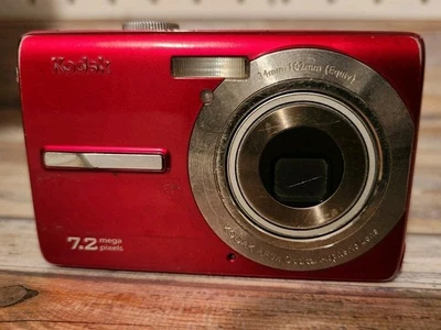 Kodak EasyShare M763 7.2MP Digital Camera - Red. Read Desc. - Image 1 of 4