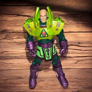 DC Universe Classics Mattel DCUC Battle Suit LEX LUTHOR 6" Action Figure - Foto 1 di 4