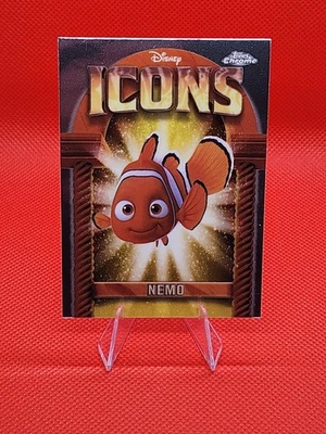 2025 Topps Chrome Disney Nemo Icons #DI-8 Finding Nemo - Image 1 of 2