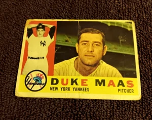 1960 Topps 421 Duke Maas New York Yankees Pitcher 2.0 GD Shape 3 Creases - Picture 1 of 6
