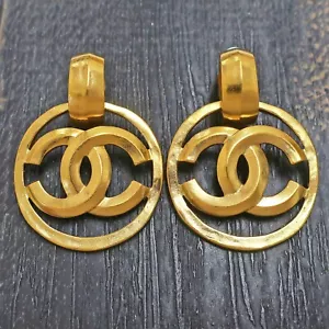 CHANEL Gold Plated CC Logos Round Swing Vintage Clip Earrings #808c Rise-on - Bild 1 von 6