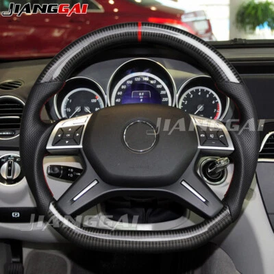 Volante de fibra de carbono para Mercedes-Benz C E CLS GLA Clase G 2013-2015 Foto 1 de 4