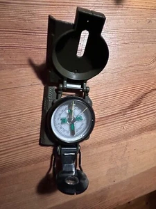 Kompass für Outdoor, Wandern, Survival - Bild 1 von 5