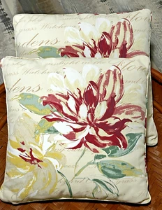 Country Cottage Floral Garden Chic Indoor Outdoor 2 Pillows 16" x 16" - Picture 1 of 3