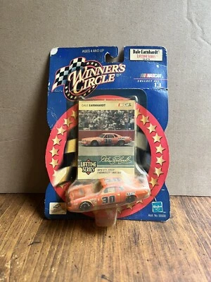 Tarjeta firmada por Dale Earnhardt SR.Army #30 coche rojo. Chevrolet Malibu 1976 antiguo Foto 1 de 3