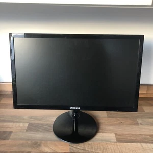 Samsung LED Monitor SF355 19" Inch S19F355HNU - No Power Cord/Cables - Picture 1 of 11