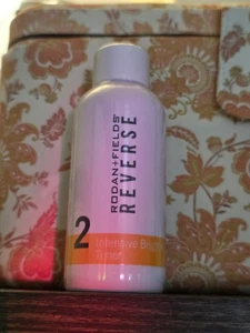 Rodan Fields REVERSE Step 2 Intensive Aufhellung Toner 4,2 Oz. Neu Versiegelt - Bild 1 von 5