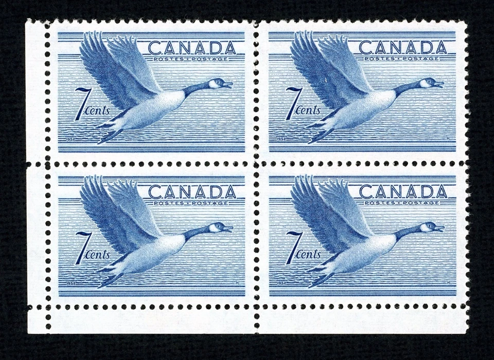 Stamps Canada, Scott # 320 Mint NH corner block of four - Image 1 of 1