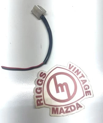 Mazda Rx7 FB 1981 - 1985 S2 S3 Window Mechanism Regulator Motor Wiring Plug - Image 1 of 3