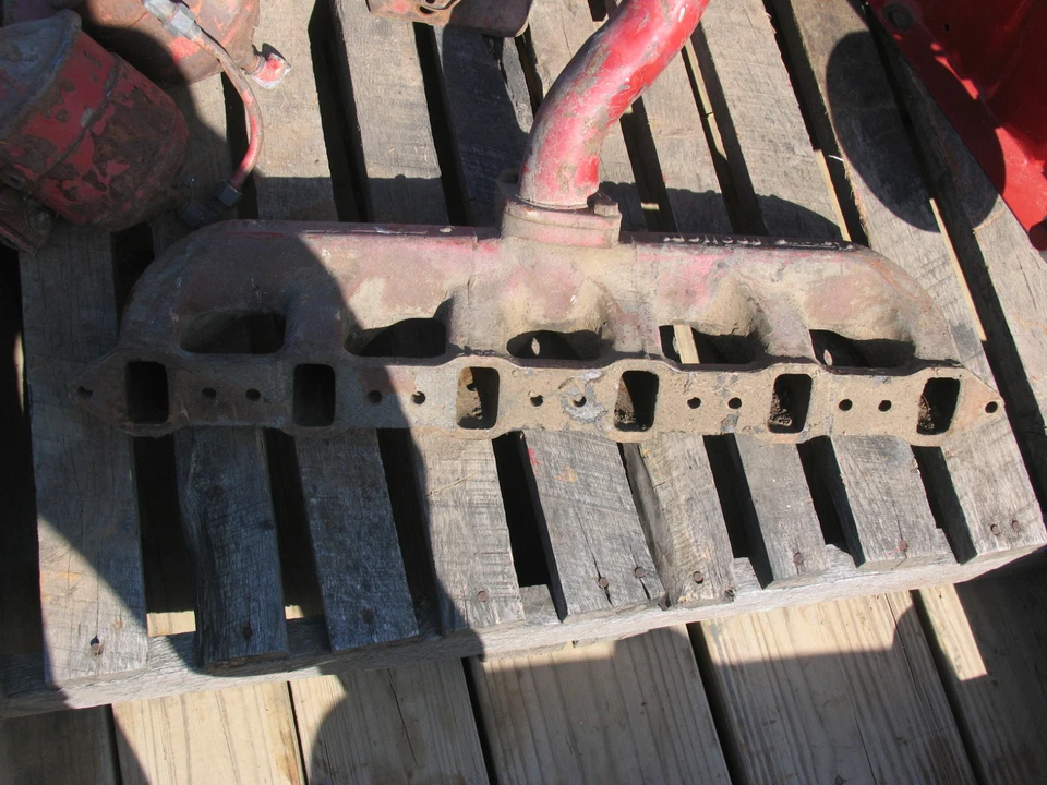 IH INTERNATIONAL  FARMALL 560 Engine Motor Intake Manifold  - Image 1 of 1