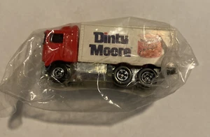 Hot Wheels Hiway Hauler rojo páramo fino en bolsa B20 - Imagen 1 de 3