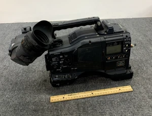 Panasonic HD AJ-HVF21G; AJ-HPX2000P Professional Video Camcorder - Picture 1 of 6