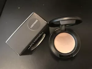 MAC LIGHT SHADE EyeShadow Eye Shade taglia intera Nuovo con scatola - Foto 1 di 1