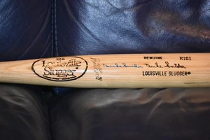 DUKE SNIDER, "THE DUKE OF FLATBUSH" AUTOGRAPHED BAT / JSA COA - Picture 1 of 5