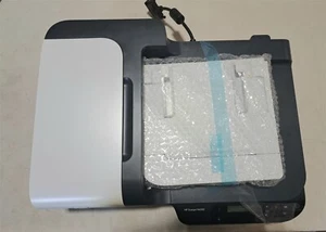 HP ScanJet N6310 Document Flatbed Scanner L2700A (Accessories included) - Picture 1 of 3