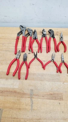 Mac Tools 11 pc P301 Pliers, Cutters, Tweezers, Channel Locks, etc. Set - Image 1 of 4