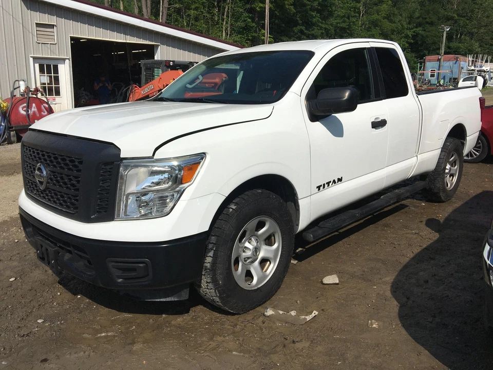 17 NISSAN TITAN Evaporator Canister - Image 1 of 4