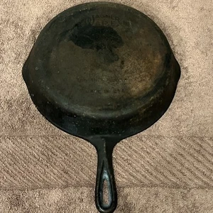 Sartén Wagner Ware vintage de 10 1/2 pulgadas #8 hecha en EE. UU. - Imagen 1 de 3