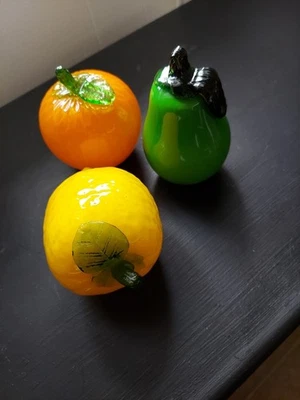 Juego de 3 cristales soplados a mano estilo Murano vintage. Naranja, limón y pera Foto 1 de 4