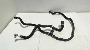 Manguera de tubo de refrigerante de agua motor gasolina BMW 8 G15 2020 8679009 RLD34448 - Imagen 1 de 3