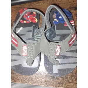 Marvel Boy Sandals Size 5 - Picture 1 of 5