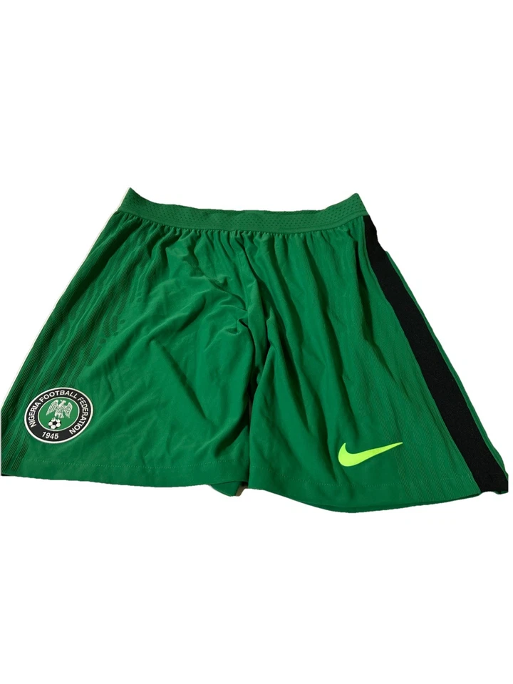 Pantalones Cortos Nike Muestra Nigeria Estadio Fútbol Hombres (M) Verde Dri Fit Fútbol Foto 1 de 4
