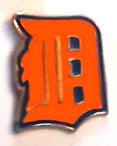 Tigers Pins RARE RETIRED MINI Detroit Tigers Pin 1990's Classic Old ORANGE D Pin - Picture 1 of 3