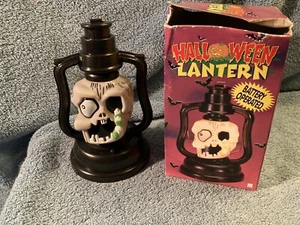 Vintage 1997 Battery Operated Halloween Skeleton Globe Lantern Original Box (t) - Picture 1 of 5