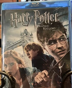 Harry Potter: And The Deathly Hallows Part 1 & 2 Blu-ray - Picture 1 of 4