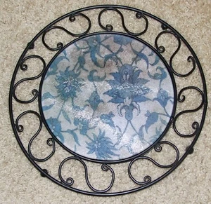 WROUGHT IRON TABLE TRIVET with TEMPERED GLASS INSERT - Floral Design - Picture 1 of 6