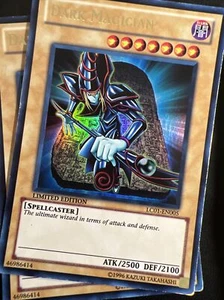 (2x) Yu-Gi-Oh! TCG Dark Magician LC01-EN005 Limited Ultra Rare - Picture 1 of 5
