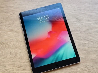 Apple iPad Air 1. Generation | 16 GB | WLAN | Space Grau | Modell A1474 | MD785F - Bild 1 von 2