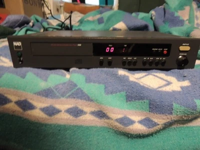 Reproductor de CD de disco compacto serie NAD Monitor 5100 Foto 1 de 2