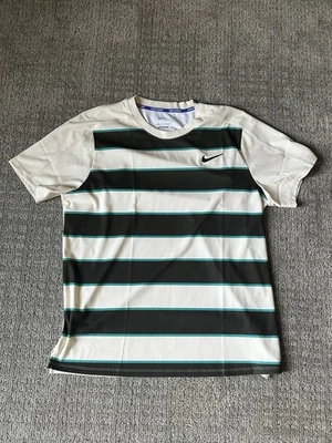 Talla Grande - Camiseta Tenis Francesa Nike Carlos Alcaraz Roland Garros FZ6934-110 Foto 1 de 4