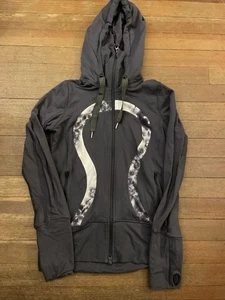 Lululemon Black Yoga Workout Top Jacket Scuba Women 8 - Picture 1 of 1
