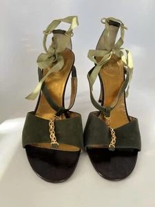 Vintage FENDI Green Suede Gold Chain Embellished Heels Shoes Ribbon, 37 - Picture 1 of 15